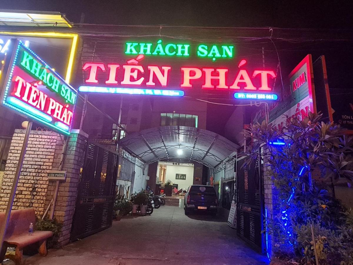 Khach San Tien Phat Ca Mau Luaran gambar